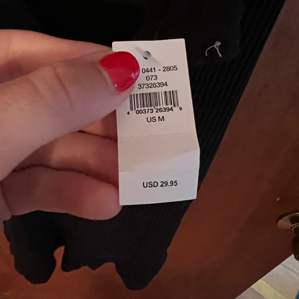 NWT MEDIUM AERIE BLACK BUTTON TANK